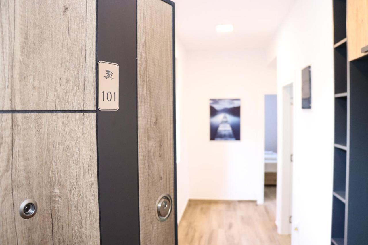 Eagles Apartments & Suites Ulcinj Esterno foto