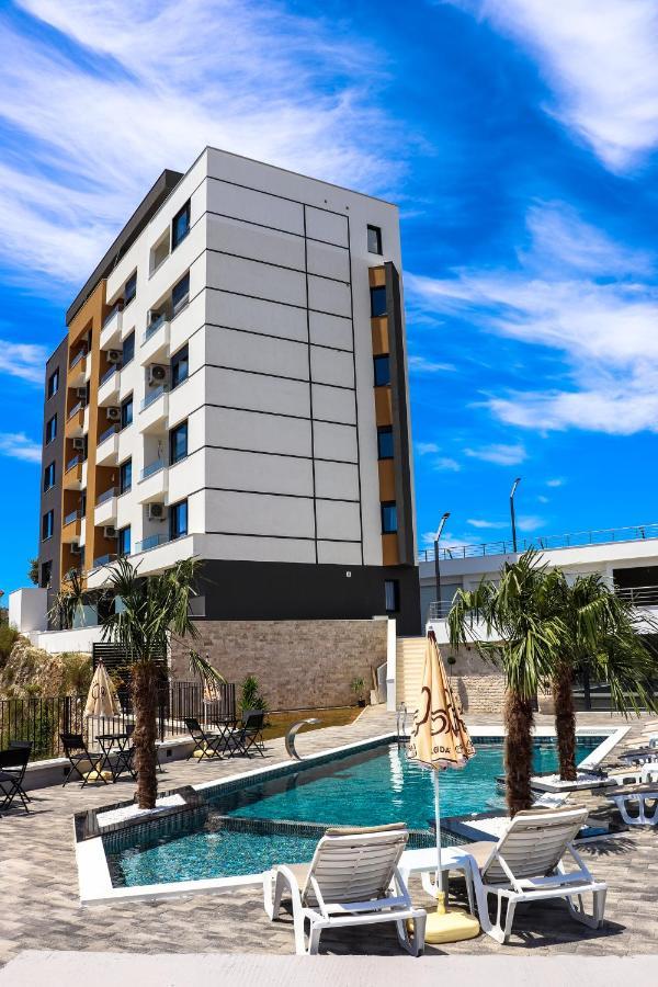 Eagles Apartments & Suites Ulcinj Esterno foto
