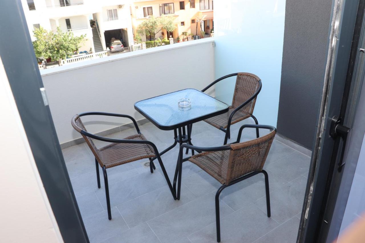Eagles Apartments & Suites Ulcinj Esterno foto