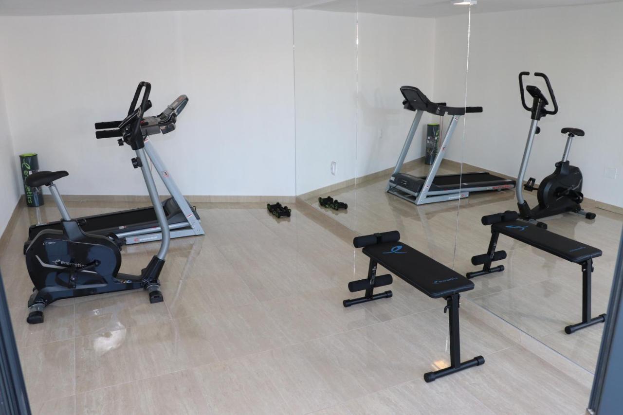 Eagles Apartments & Suites Ulcinj Esterno foto