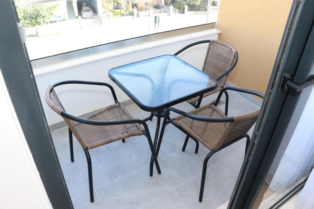 Eagles Apartments & Suites Ulcinj Esterno foto