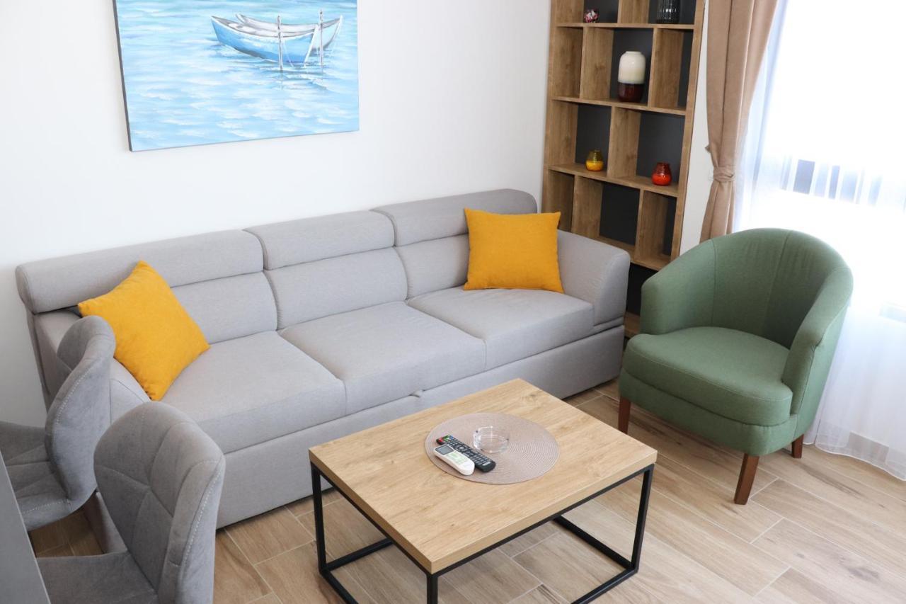 Eagles Apartments & Suites Ulcinj Esterno foto