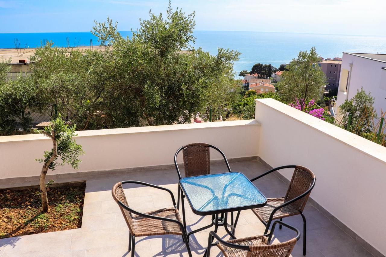 Eagles Apartments & Suites Ulcinj Esterno foto