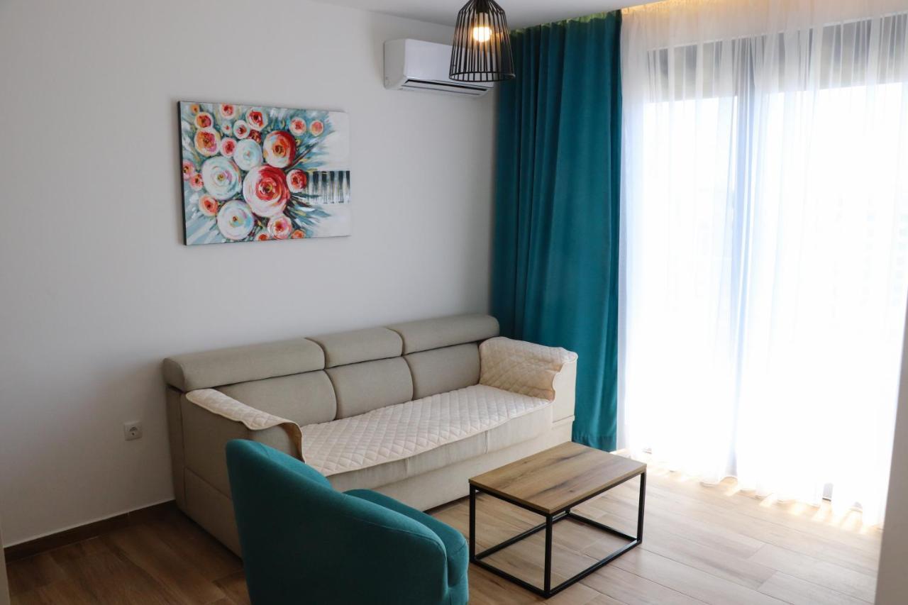 Eagles Apartments & Suites Ulcinj Esterno foto