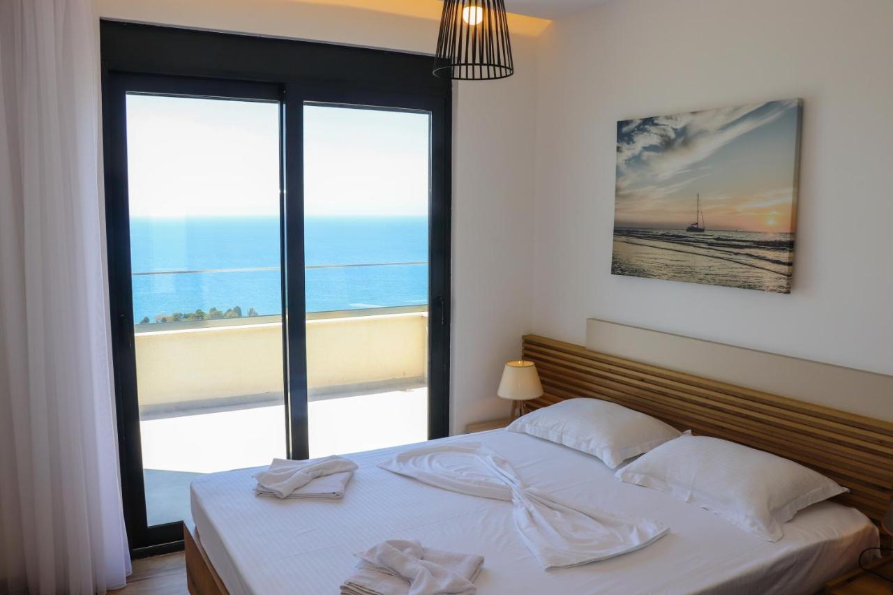 Eagles Apartments & Suites Ulcinj Esterno foto